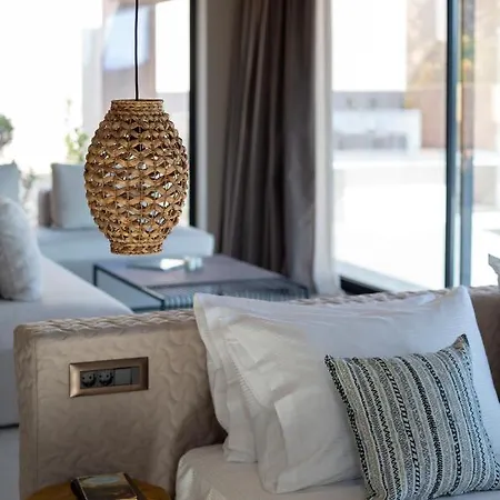 Βίλα Amahle Luxury Antipata (Erisos)