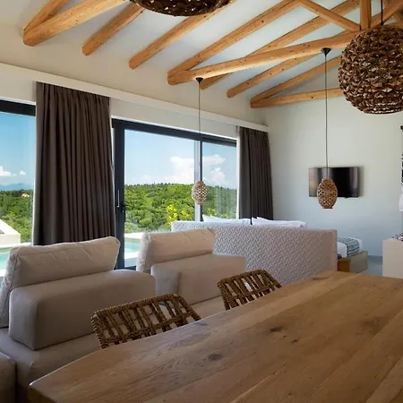Βίλα Amahle Luxury *